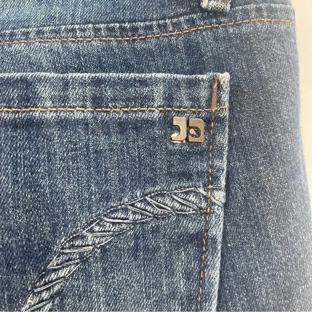 Joe’s Jeans Provocateur Shorts | Size 25
